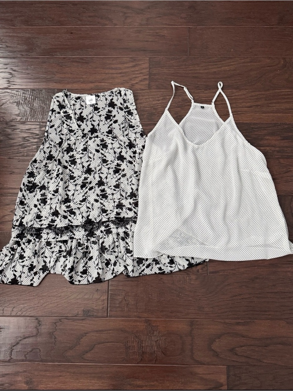 CAbi Black & White Floral Tiered Skirt with White Polka Dot Tank style# 5907 - Picture 9 of 9